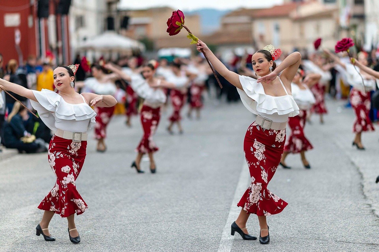 dancers, festival, women